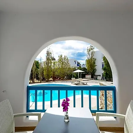 Francesca 2* Agios Prokopios (Naxos)
