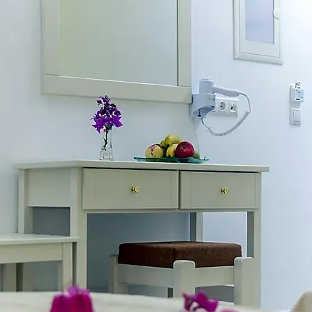 فندق Francesca
